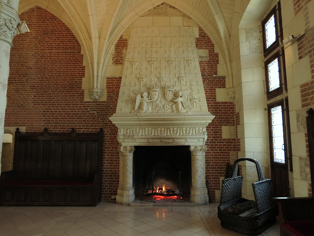 _amboise_(33)_(12882191824).jpg