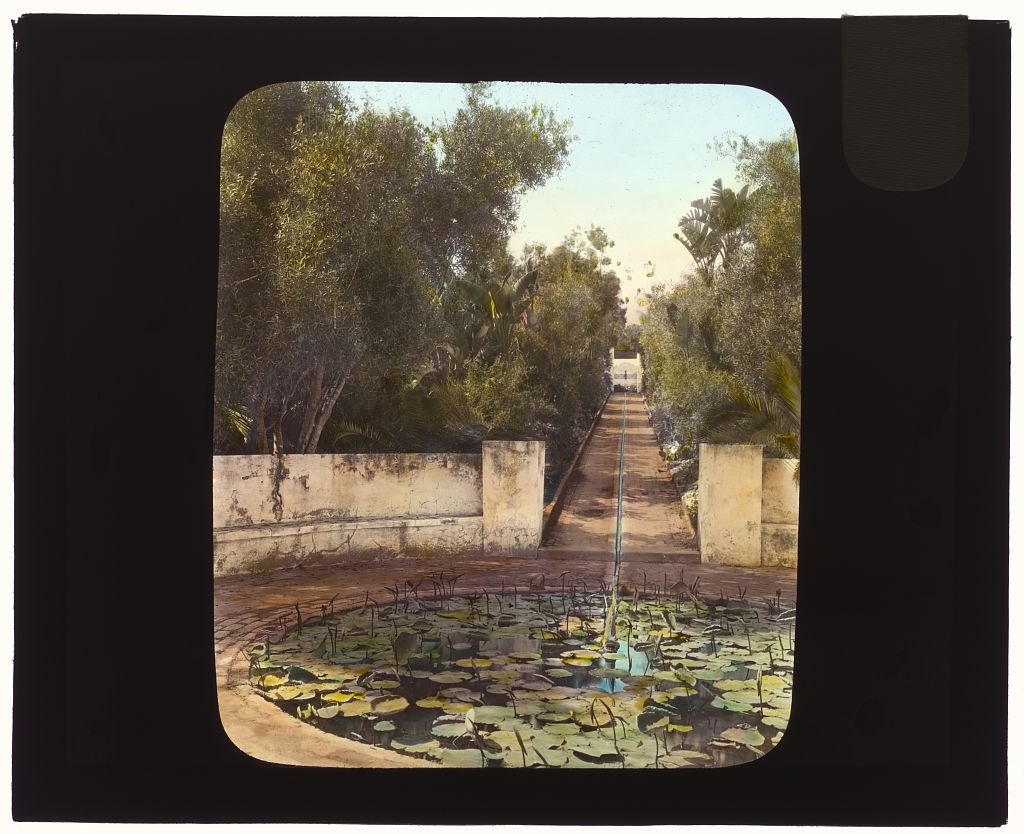 _El_Fureidis,__James_Waldron_Gillespie_house,_Parra_Grande_Lane,_Montecito,_Cal.jpg
