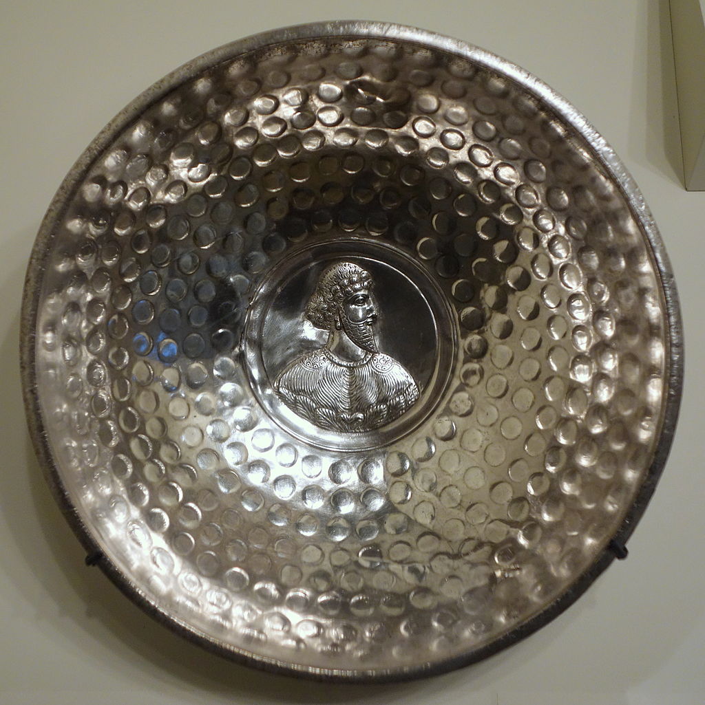 _Iran,_early_Sasanian_period,_late_3rd_or_4th_century_AD,_.JPG