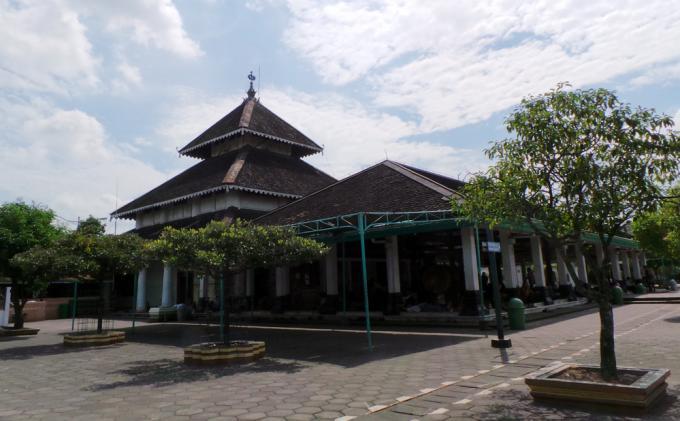 _masjid-agung-demak-bersejarah.jpg