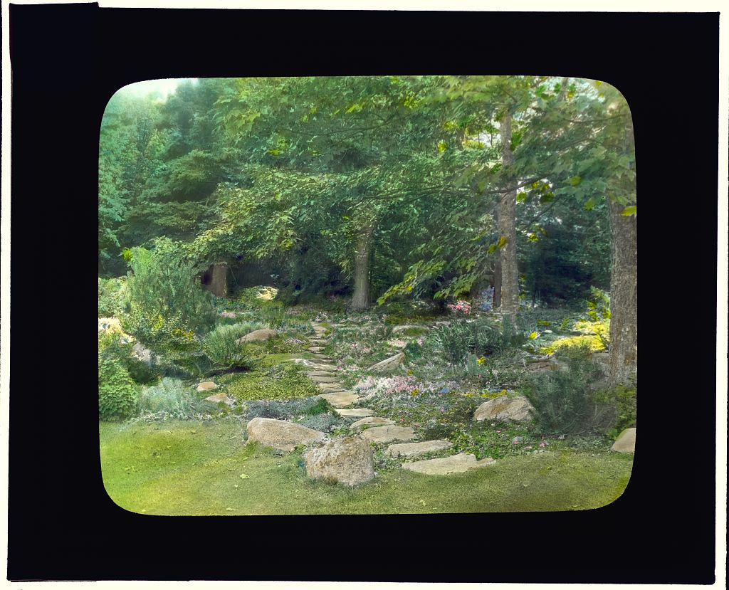 _Reef_Point,__Beatrix_Jones_Farrand_house,_Bar_Harbor,_Maine._LOC_7535959664.jpg