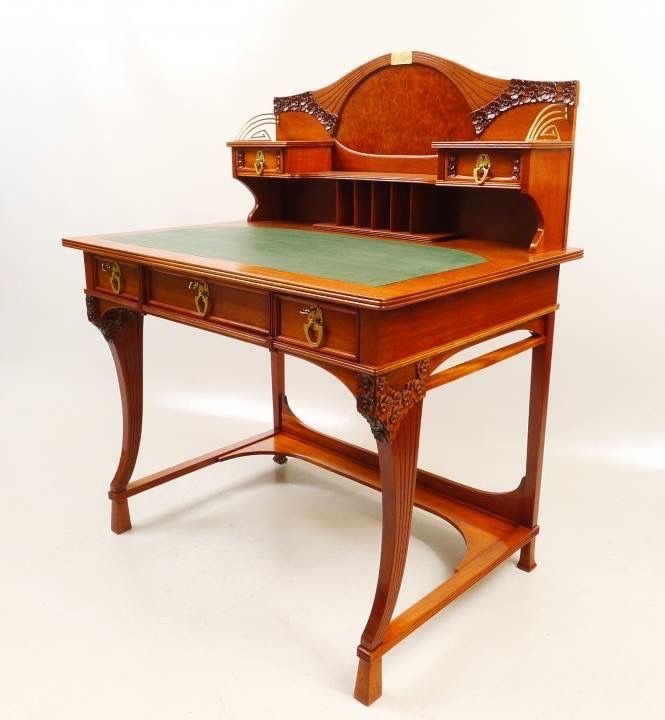adb7a5858127012af975a7863295883f--art-nouveau-furniture-aesthetic-movement.jpg
