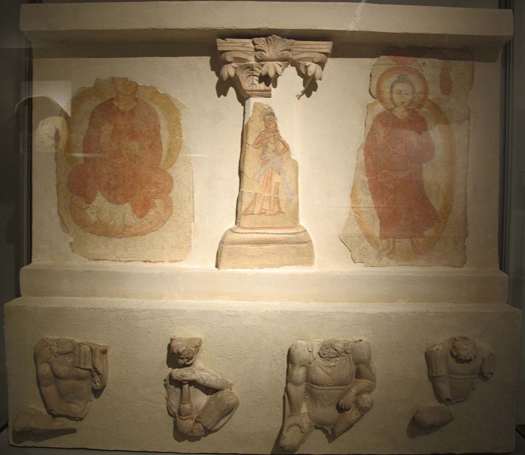 Afghanistan,_i_hadda,_monastero_di_bagh-gai,_III-IV_sec.JPG