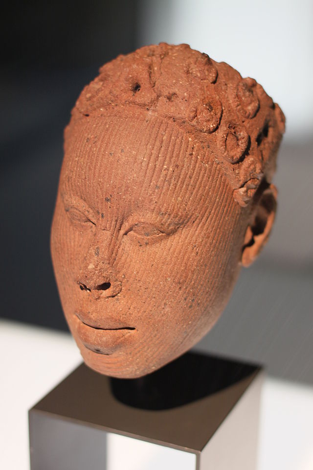 Afrikaabteilung_in_Ethnological_Museum_Berlin_02.JPG