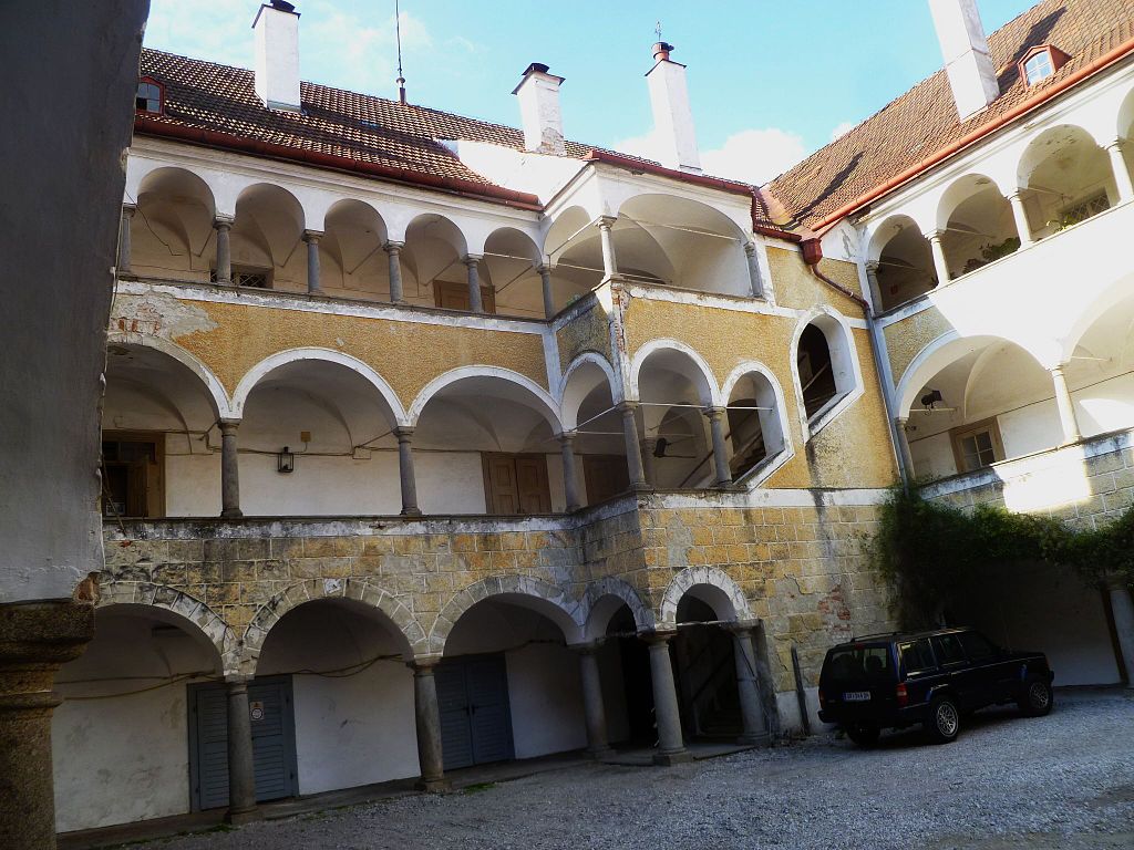 Aistersheim_(Wasserschloss-8).jpg