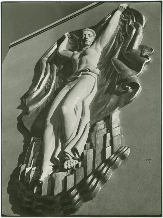 Albert Stewart (sculptor)tumblr_8f15af720c185200b5569b9f1970e4a9_1b33aff1_640.jpg
