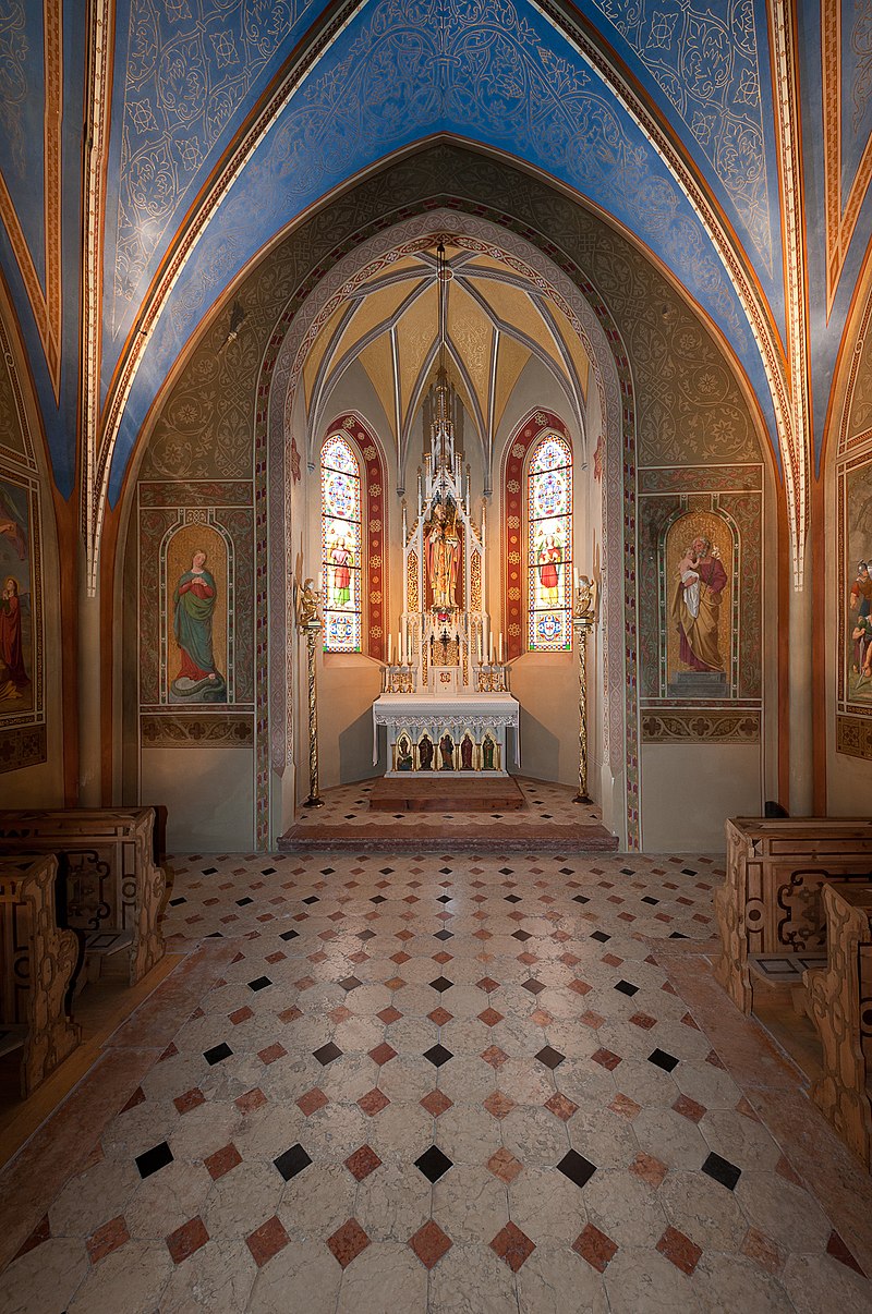 ambras800px-St.Nikolauskapelle.jpg