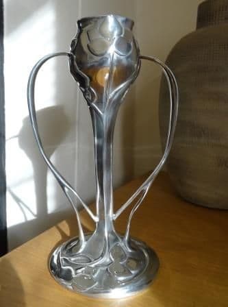 archibald-knox-ak21-tall-tulip-pewter-vase-736-p.jpg
