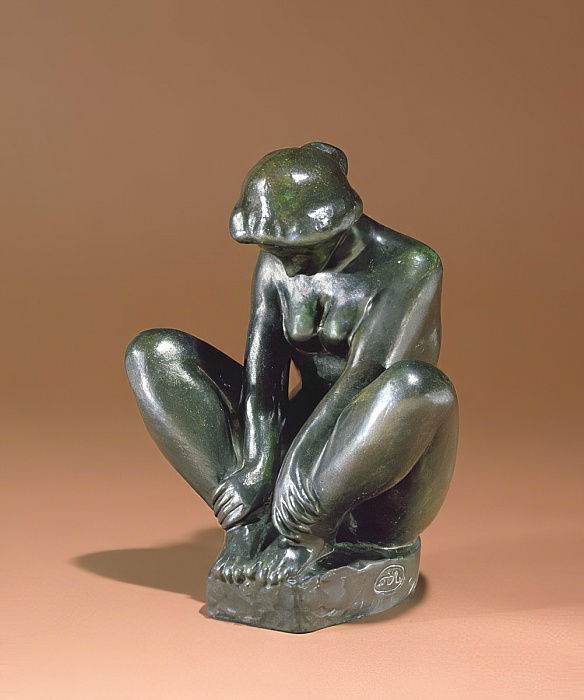 Aristide_Maillol_-_Girl_Holding_Both_Feet_1920_(bronze)_-_(MeisterDrucke-305248).jpg