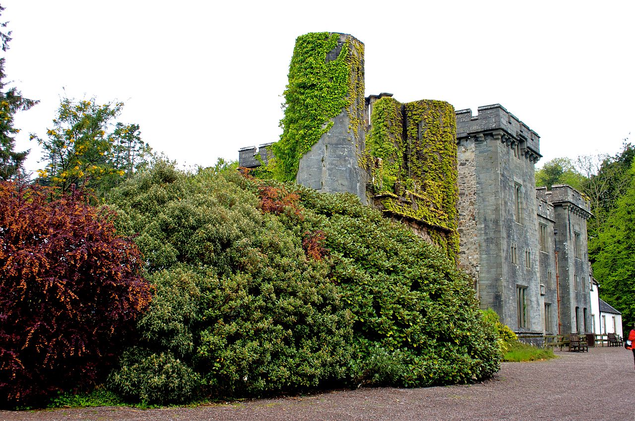 Armadale_Castle_2.jpg