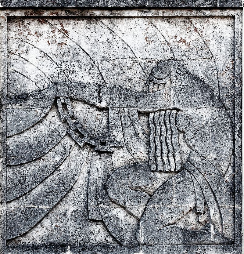 Art_Deco_Bas-relief,_Havana_(8614169669).jpg