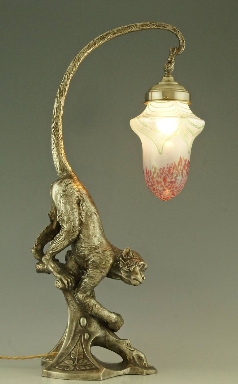 Art_Nouveau_Monkey_lamp_Loetz02_l.jpeg