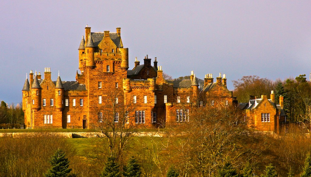 Ayton Castle, Scottish Borders8478520157_45f151dc09_b.jpg