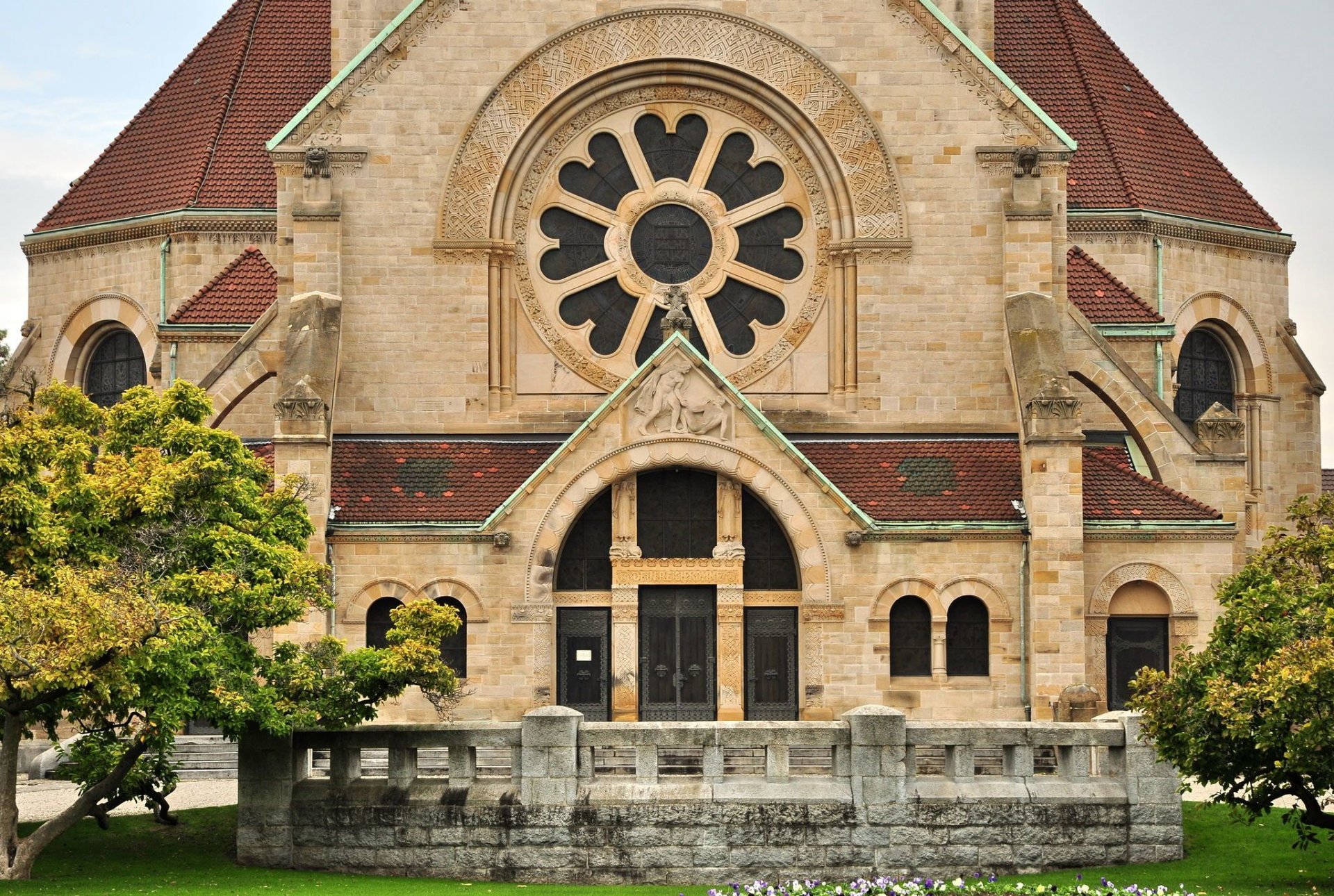 Basel_-_Pauluskirche_2011-10-25_14-13-22.jpg