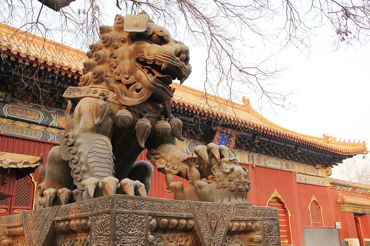 Beijing_YONGHEGONG_Lama_Temple_-_panoramio_(16).jpg