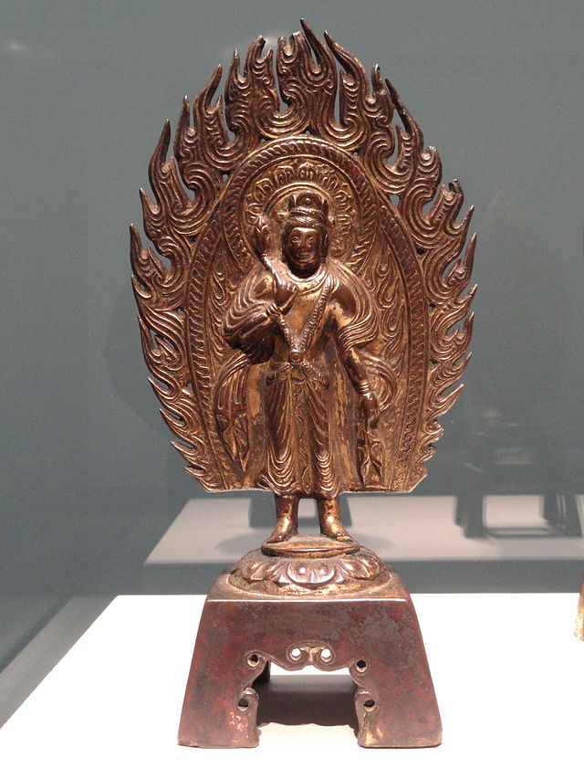 Boddhisattva_figurine,_Hebei_province,_Quyang,_Northern_Wei_dynasty,_453_AD,.JPG