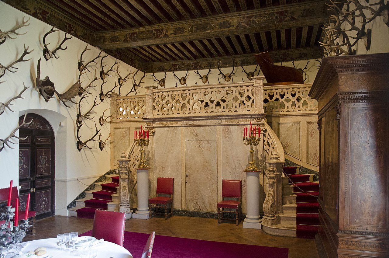 BrissacChateau_08.jpg