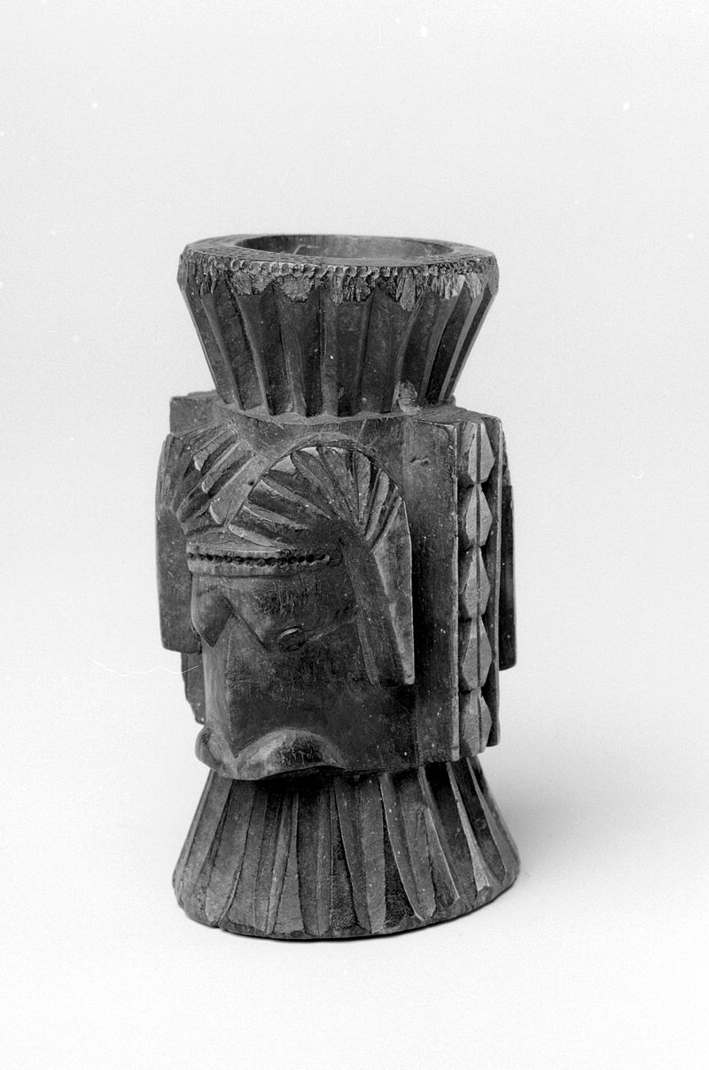 Brooklyn_Museum_2004.52.1_Shrine_Object.jpg