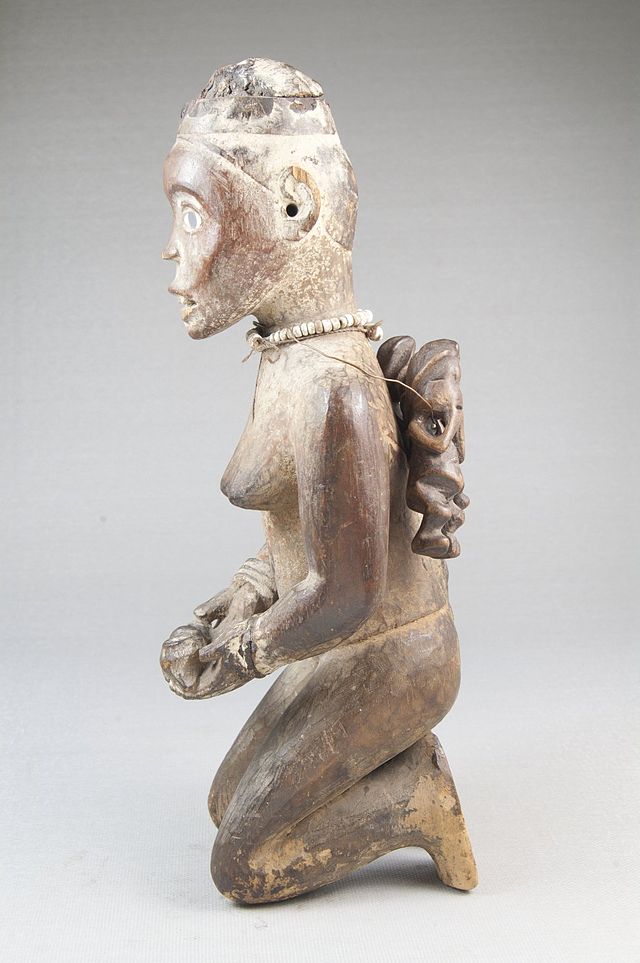 Brooklyn_Museum_22.1426_Kneeling_Woman_Holding_a_Pipe_(8).jpg