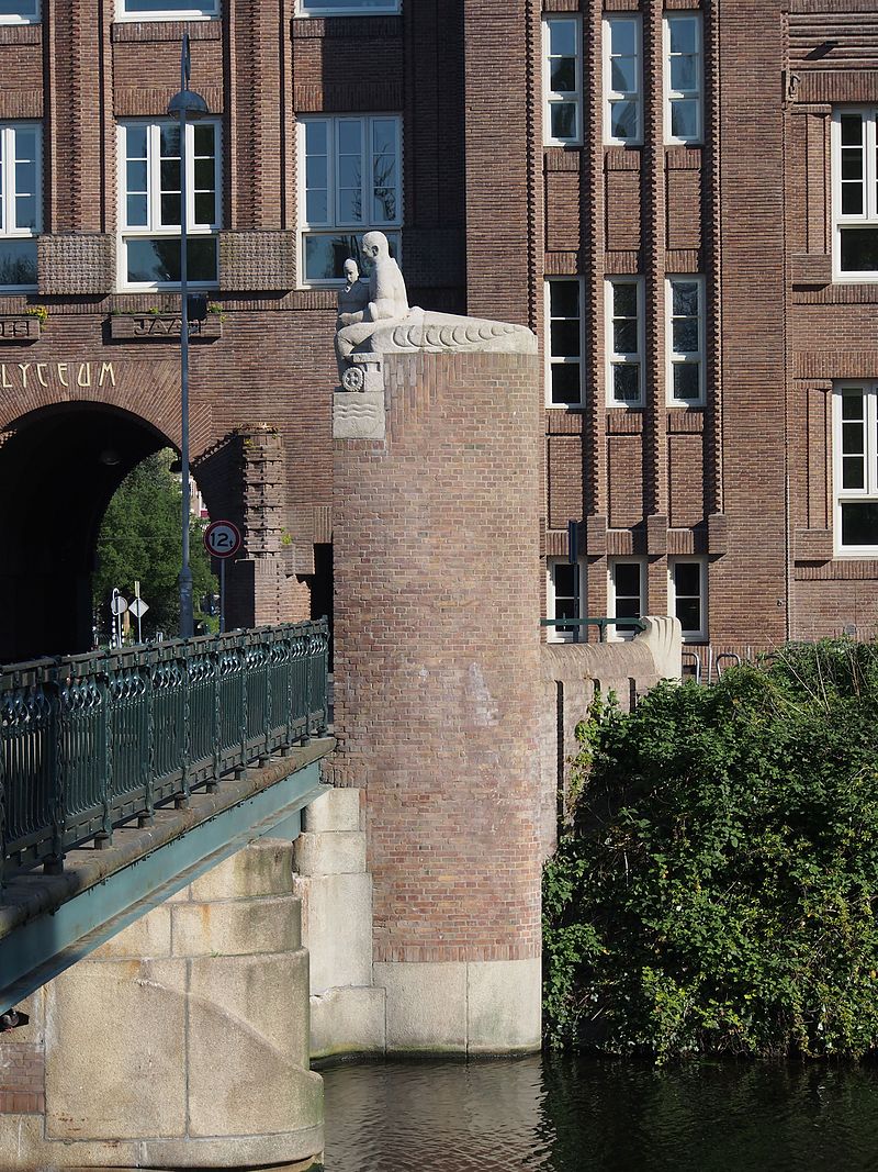 Brug_no_410_Lyceumbrug_over_Noorder_Amstelkanaal_pic1.JPG