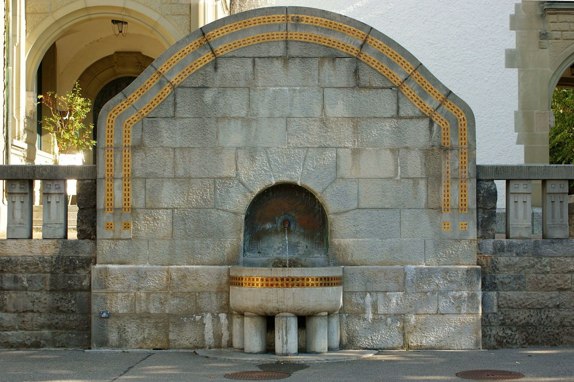 Brunnen_Pauluskirche_02.jpg