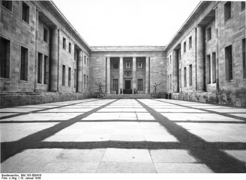 Bundesarchiv_Bild_183-E00418,_Berlin,_Neue_Reichskanzlei.jpg