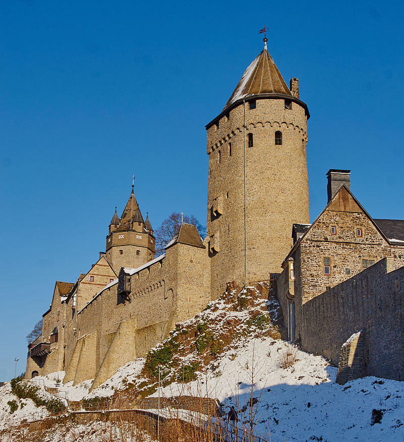 Burg_Altena,_Altena_(07957).jpg