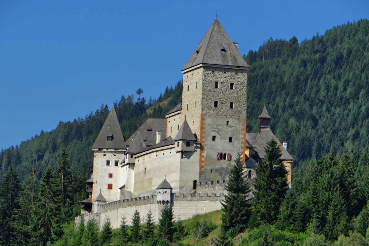 burg_mauterndorf (1).jpg