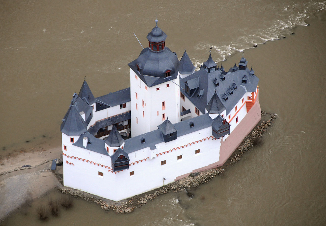 Burg_Pfalzgrafenstein_Luftbild_01.jpg
