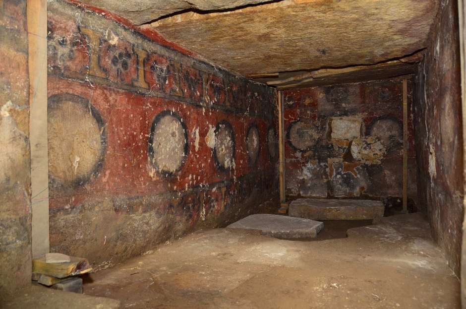 burial-chamber.jpg