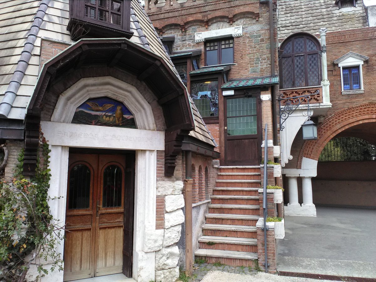 Casina delle Civette - rosaschiavello.jpg