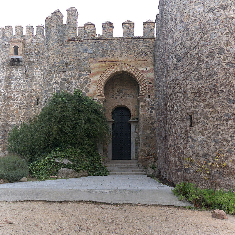 Castillo_de_San_Servando_(Toledo)._Portal.jpg