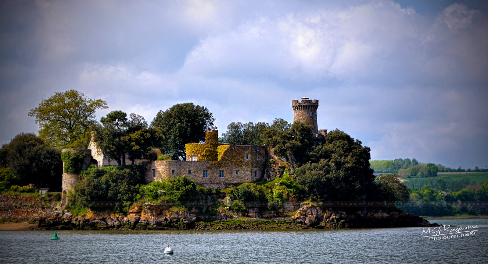 Castle_on_the_Rance,ChâteauPehou_31hdr.jpg