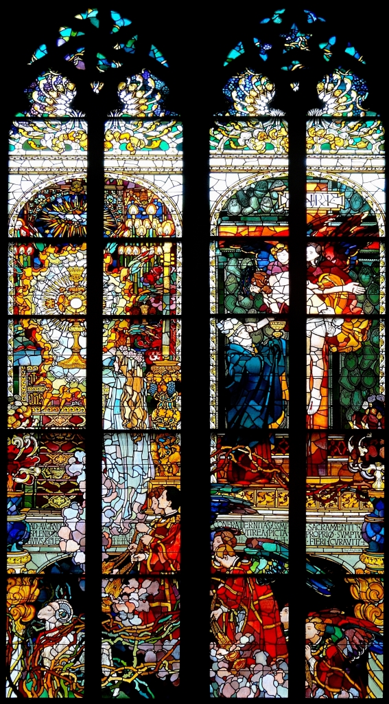 Cathedrale_vitraux_mehoffer_eucharistie_entier.jpg