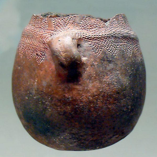 Cerámica_cardial-La_Sarsa_(España).jpg