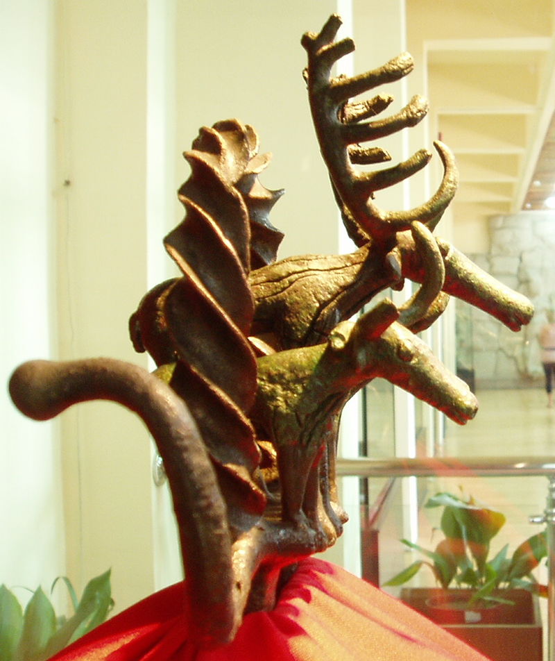 Ceremonial_standard002.Ankara.jpg