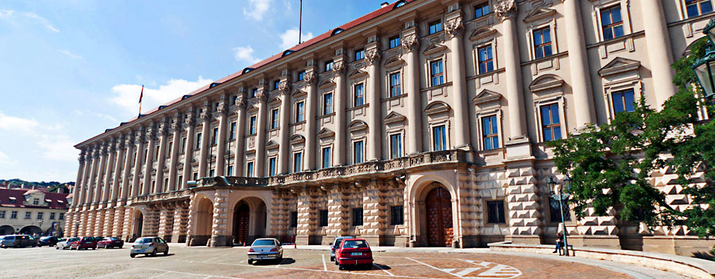 Cerninsky_palac_big.jpg