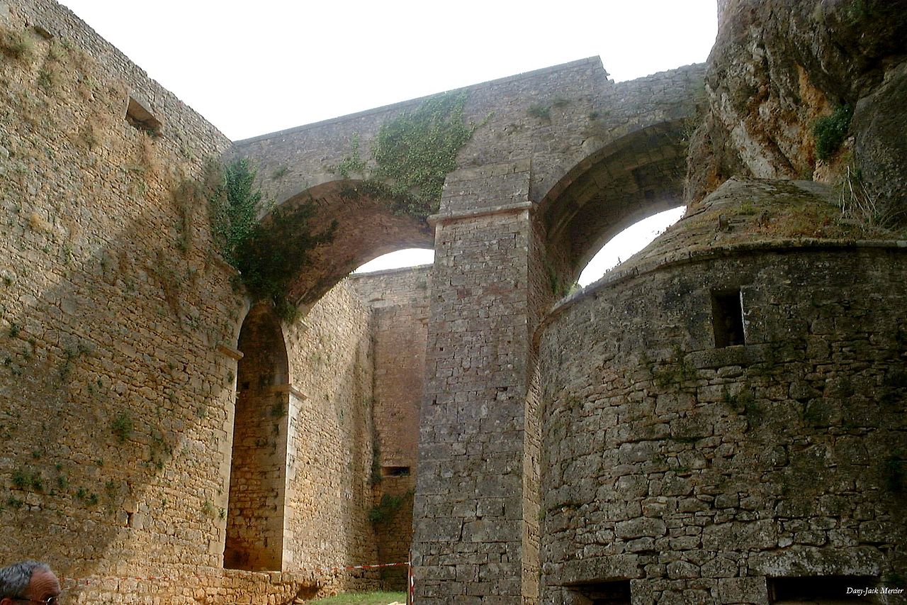 Chateau-de-bonaguil-4.jpg