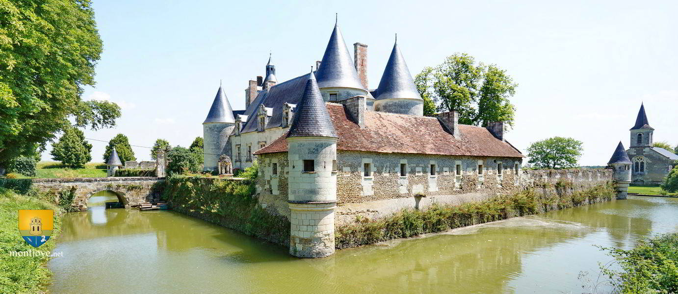 chateau-de-coussay.jpg