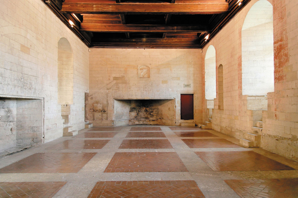 chateau-tarascon-4.jpg