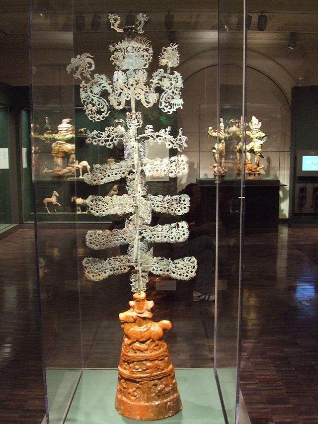 Chinese_Money_Tree.jpg