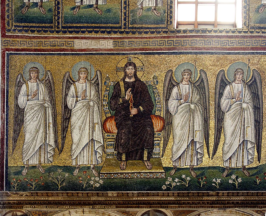 Christ_and_angels_mosaic_-_Sant'Apollinare_Nuovo_-_Ravenna_2016.jpg
