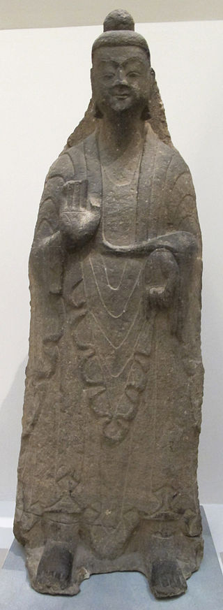 Cina_settentrionale,_buddha_stante_da_grotte_di_yungang,_din._wei_del_nord,_490-505_ca..JPG