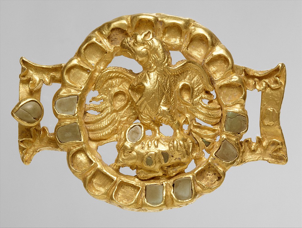 Clasp_with_an_eagle_and_its_prey_MET_DT907.jpg