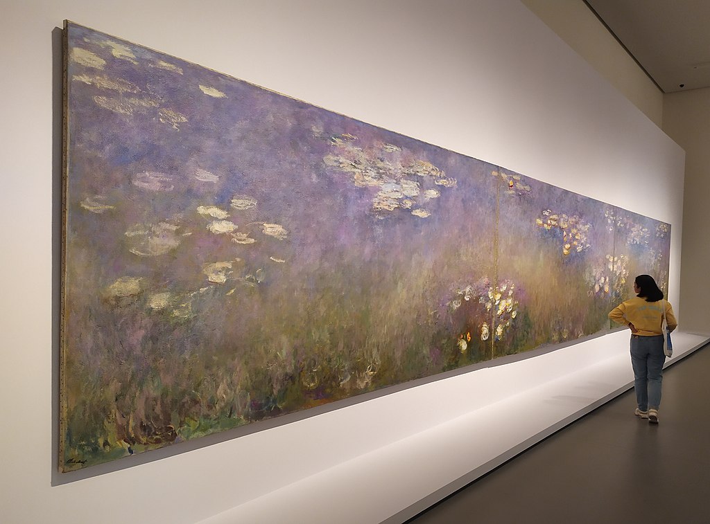Claude_Monet_at_Louis_Vuitton_Foundation.jpg