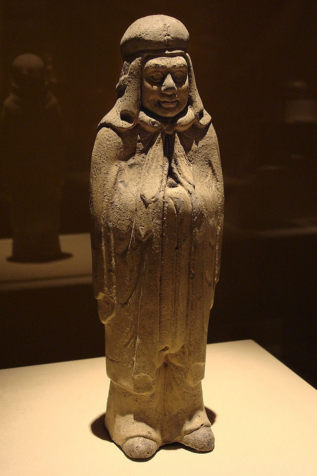 CMOC_Treasures_of_Ancient_China_exhibit_-_figure_of_a_Xianbei_warrior.jpg