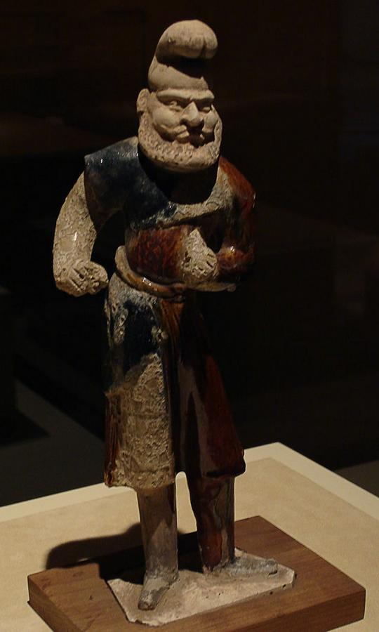 CMOC_Treasures_of_Ancient_China_exhibit_-_tri-coloured_figurine_of_a_foreigner.jpg