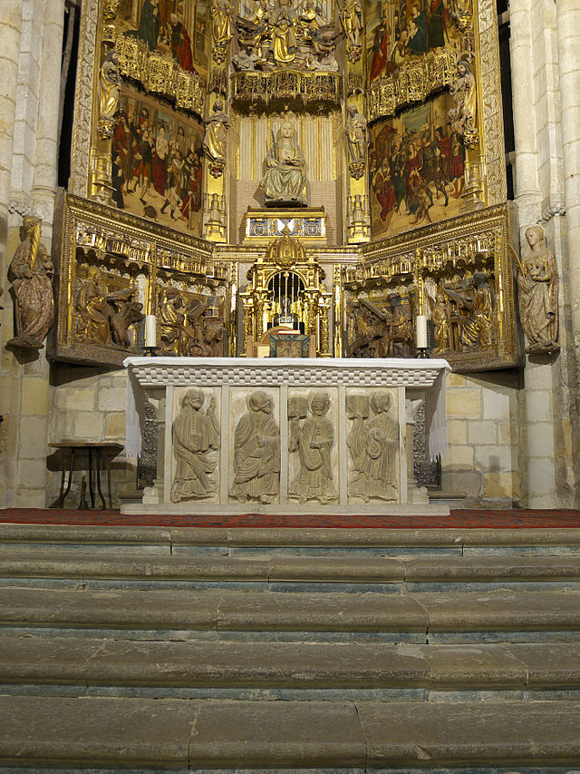 Colegiata_de_Santa_Juliana._Retablo_Mayor.jpg