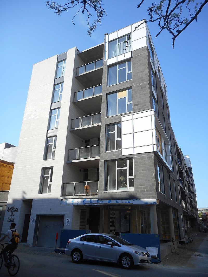 Condos_Dell_Arte_II_-_01.jpg
