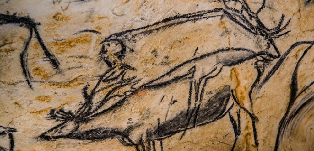 cover-r4x3w1000-578ee2f6d51c1-la-replique-de-la-grotte-chauvet.jpg